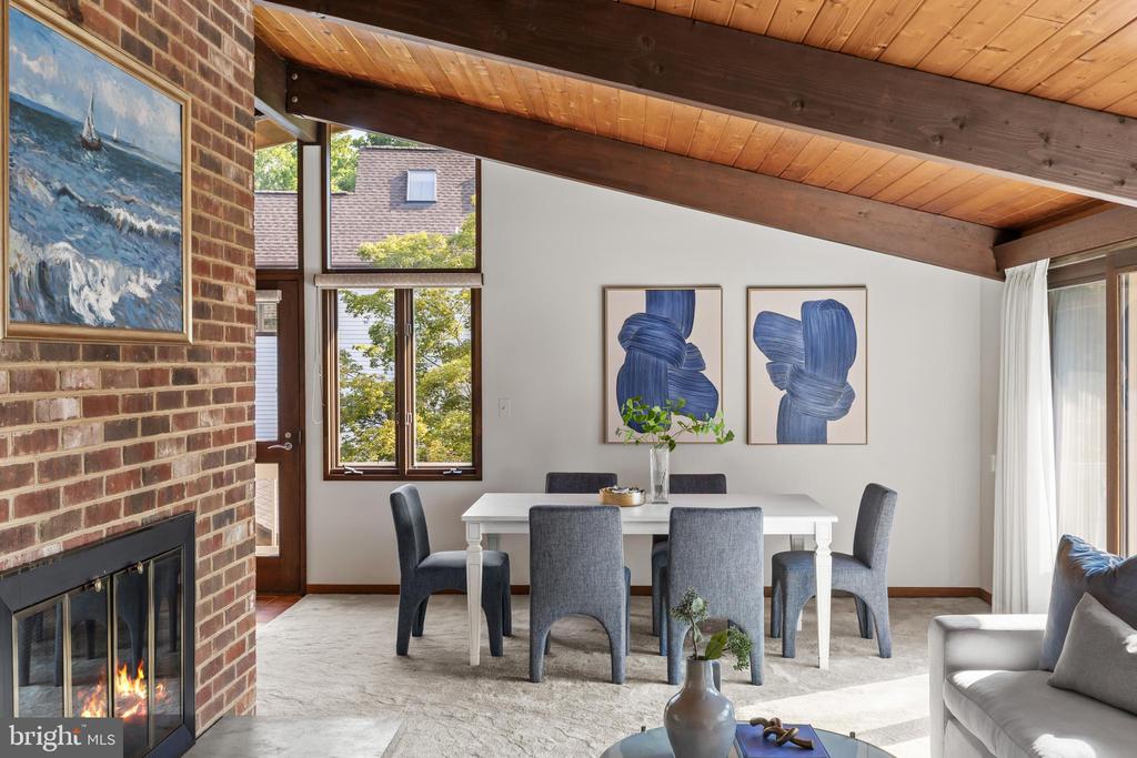FISHING CREEK WATER VIEWS | 1527 GORDON COVE DRIVE