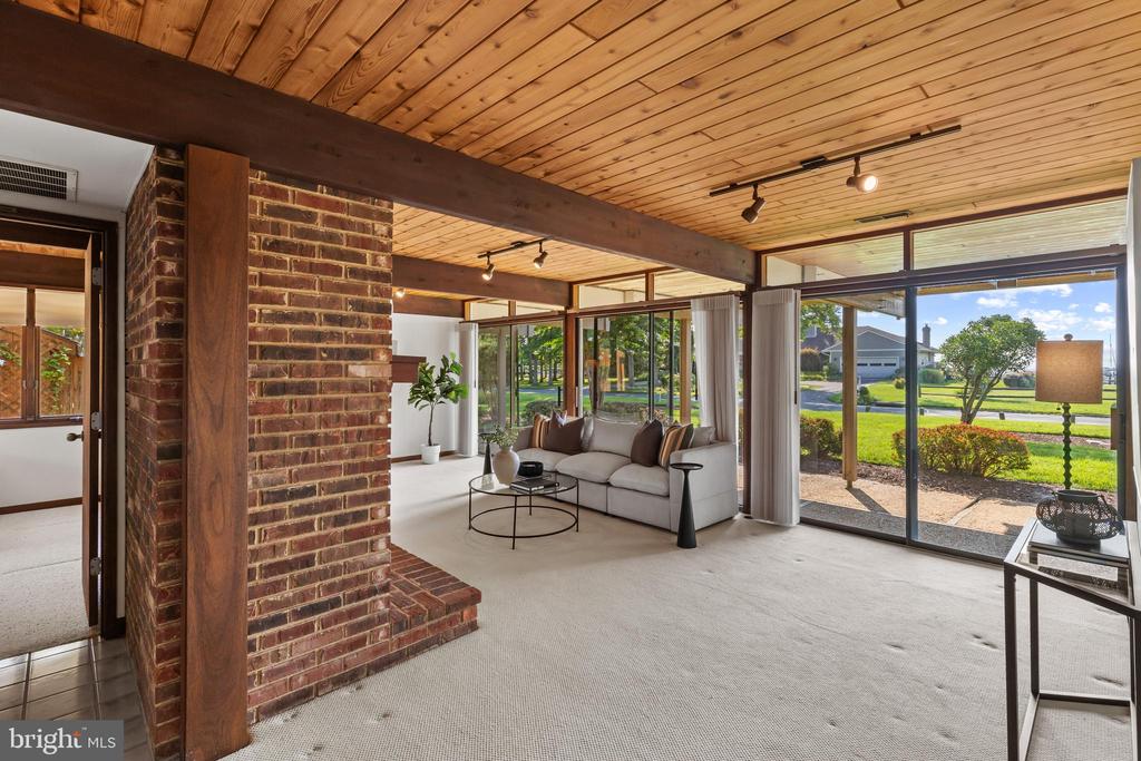 FISHING CREEK WATER VIEWS | 1527 GORDON COVE DRIVE