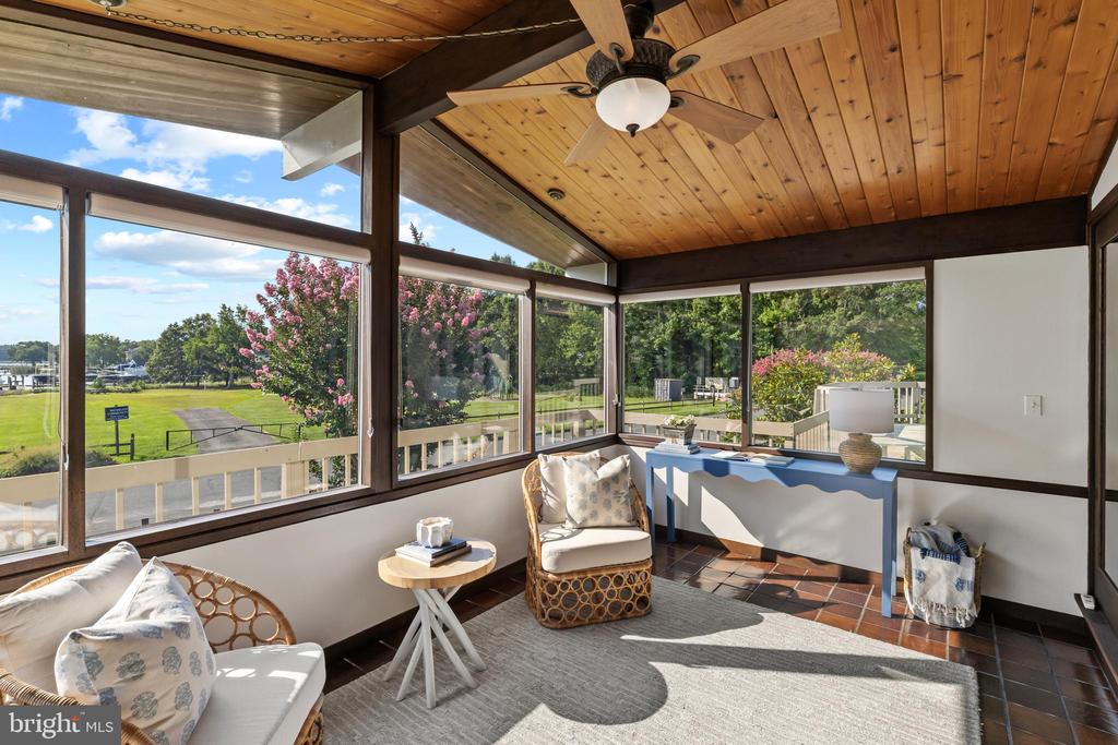 FISHING CREEK WATER VIEWS | 1527 GORDON COVE DRIVE