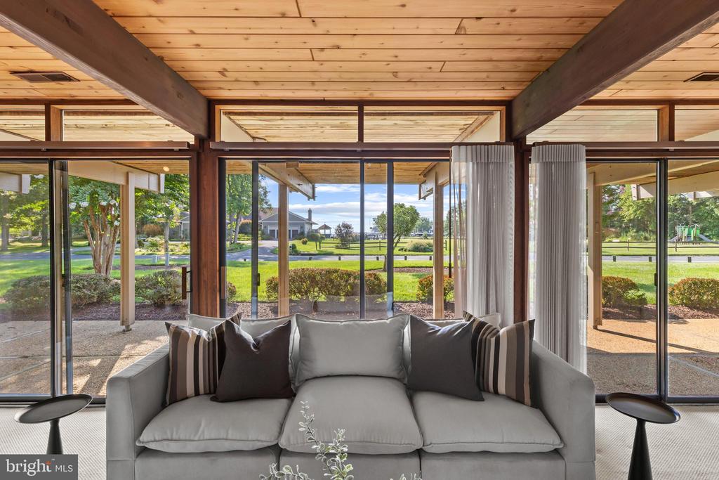FISHING CREEK WATER VIEWS | 1527 GORDON COVE DRIVE