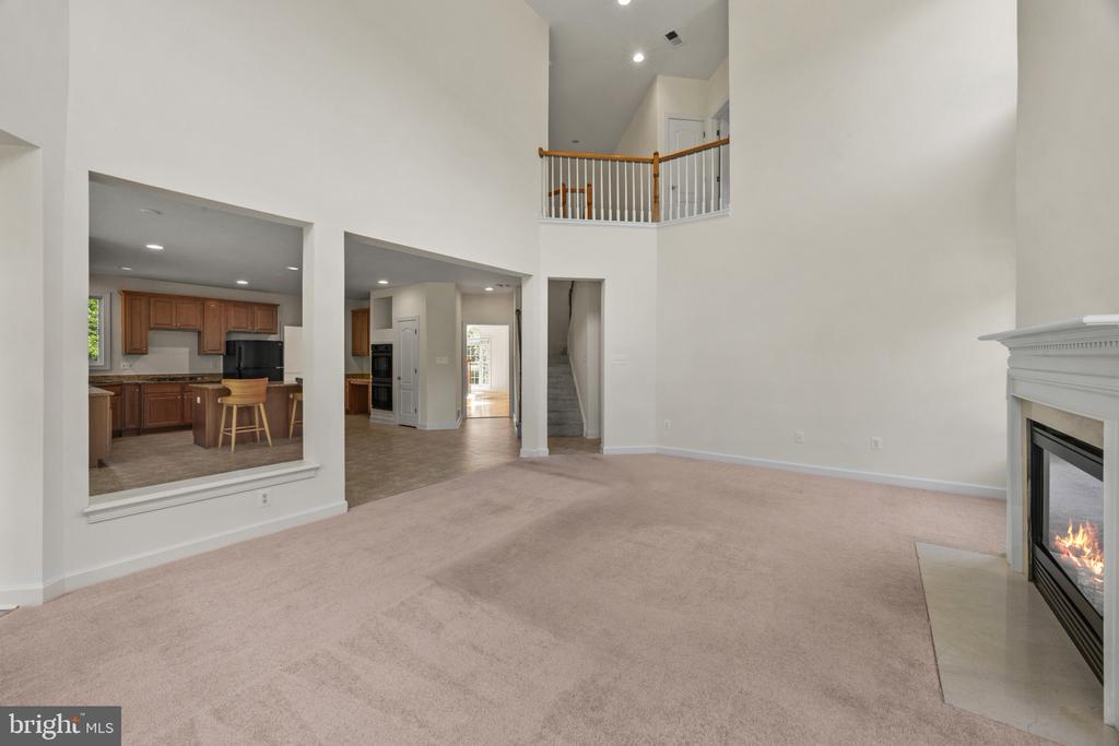 716 PEARSON POINT PLACE