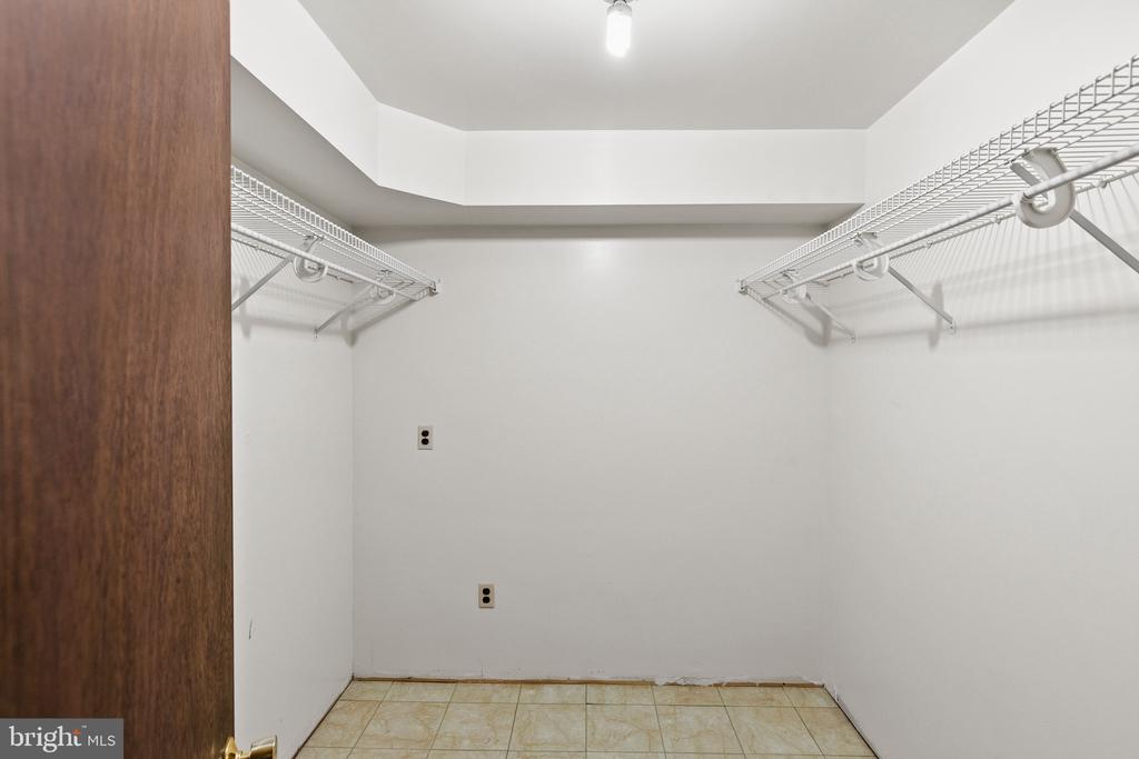 ANNAPOLIS WATERFRONT | 783 SONNE DRIVE