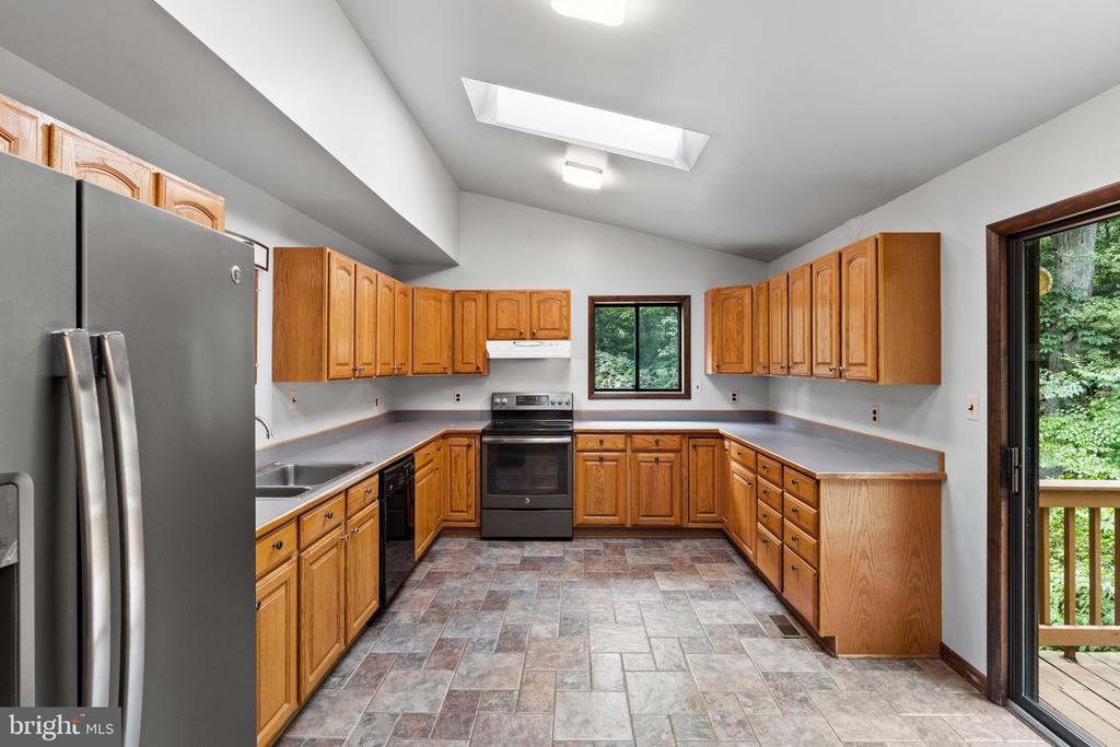 ANNAPOLIS WATERFRONT | 783 SONNE DRIVE