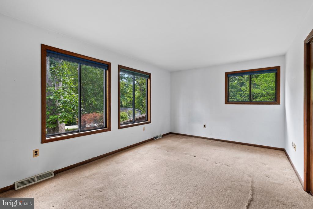 ANNAPOLIS WATERFRONT | 783 SONNE DRIVE