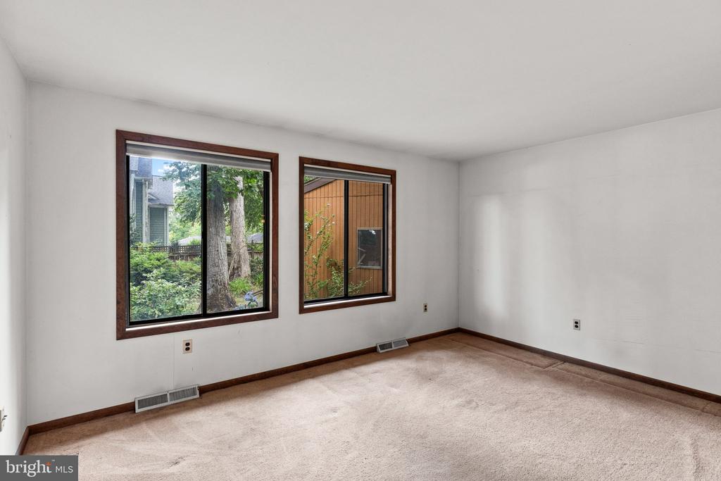 ANNAPOLIS WATERFRONT | 783 SONNE DRIVE