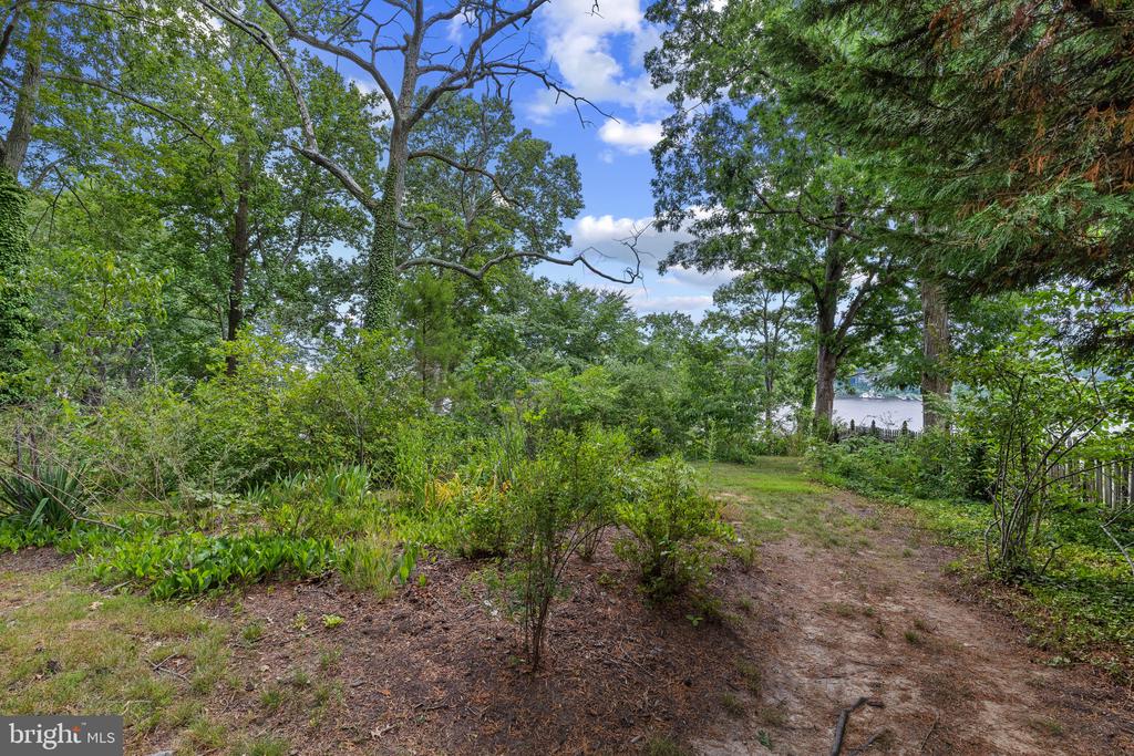 ANNAPOLIS WATERFRONT | 783 SONNE DRIVE