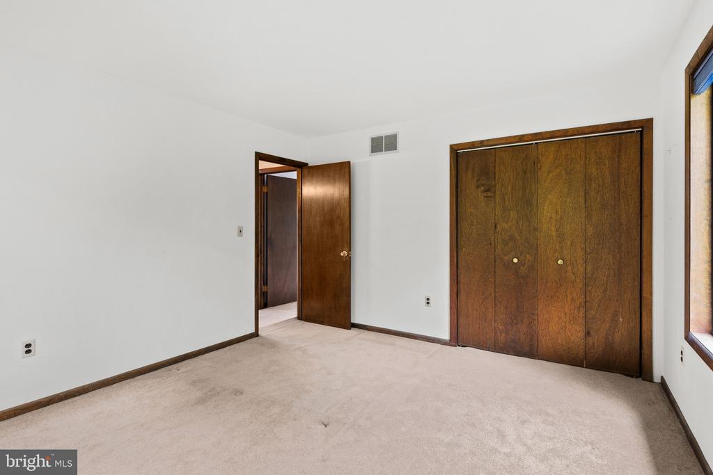 ANNAPOLIS WATERFRONT | 783 SONNE DRIVE
