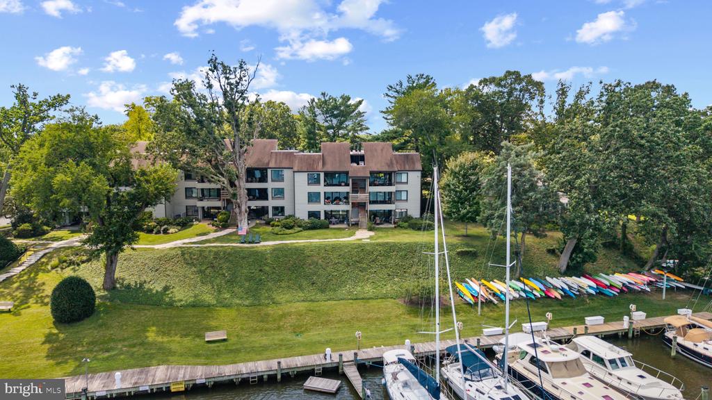 SPA CREEK EASTPORT CONDOo | 1 PRESIDENT POINT DRIVE Unit: A1