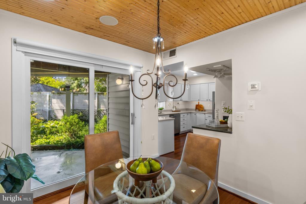 SPA CREEK EASTPORT CONDOo | 1 PRESIDENT POINT DRIVE Unit: A1