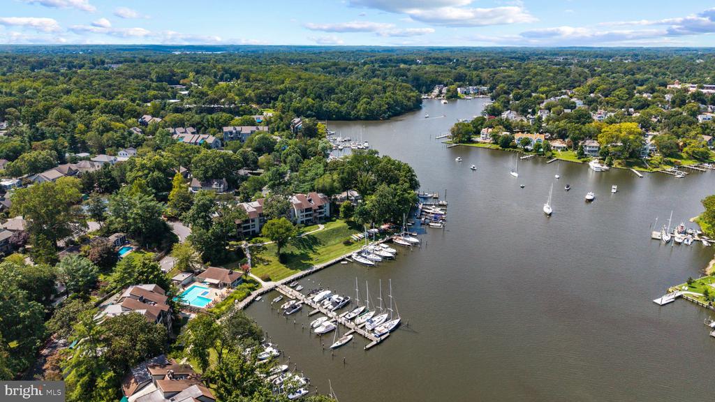 SPA CREEK EASTPORT CONDOo | 1 PRESIDENT POINT DRIVE Unit: A1