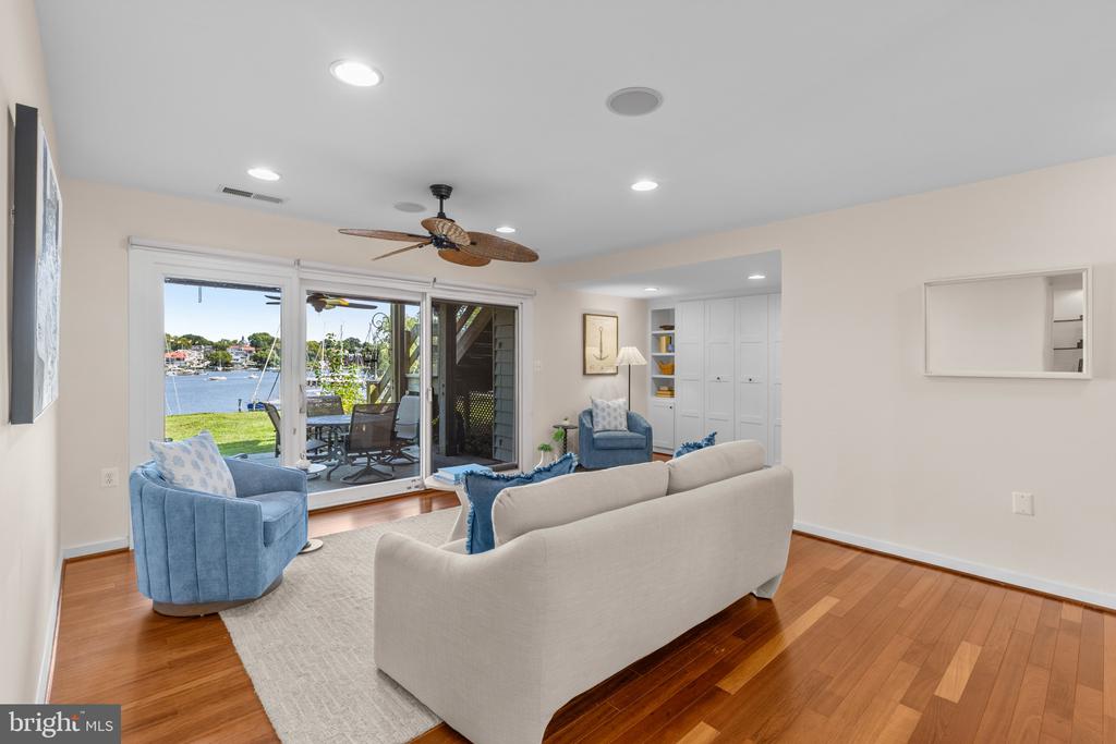 SPA CREEK EASTPORT CONDOo | 1 PRESIDENT POINT DRIVE Unit: A1