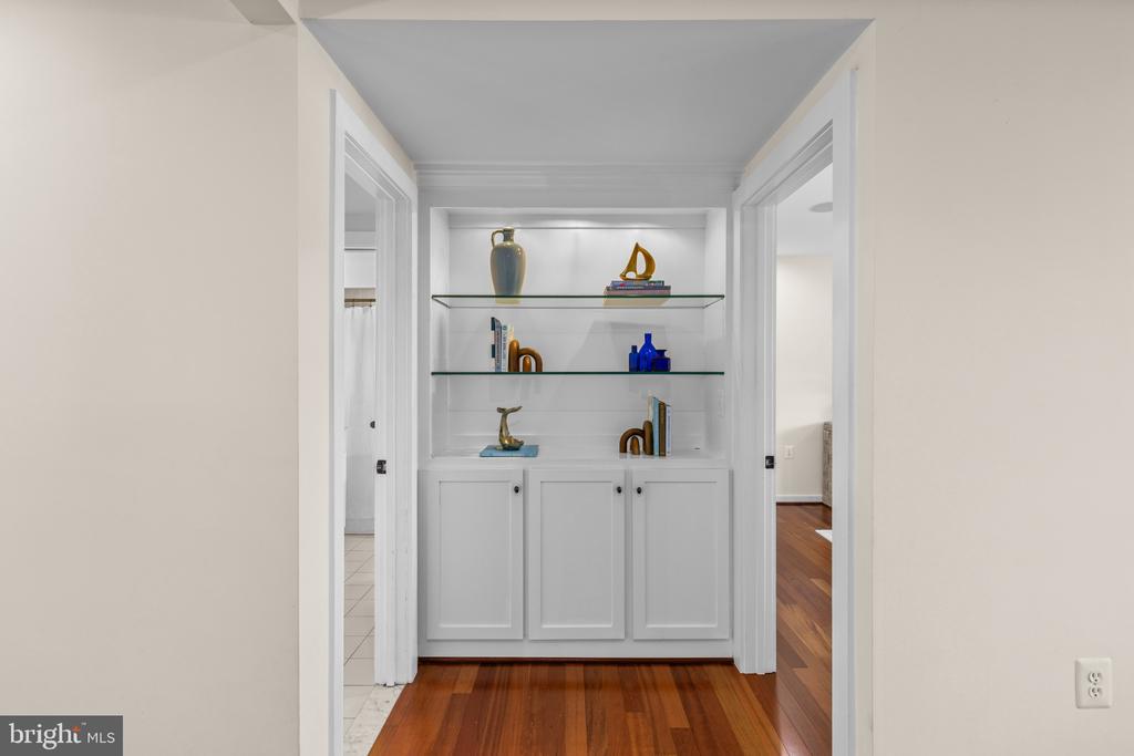 SPA CREEK EASTPORT CONDOo | 1 PRESIDENT POINT DRIVE Unit: A1