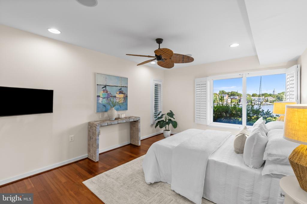 SPA CREEK EASTPORT CONDOo | 1 PRESIDENT POINT DRIVE Unit: A1