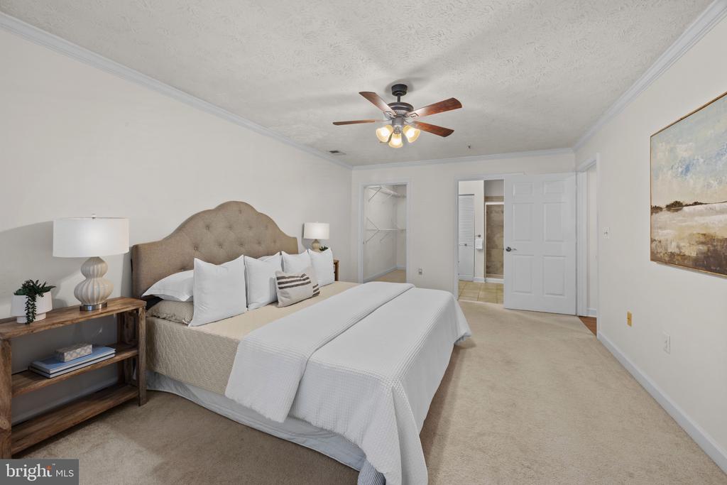 ANNAPOLIS CONDO | 607 ADMIRAL DRIVE Unit: 101