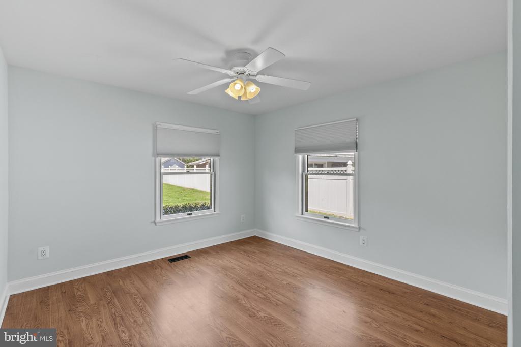 ARNOLD WATERFRONT | 971 FOREST DRIVE