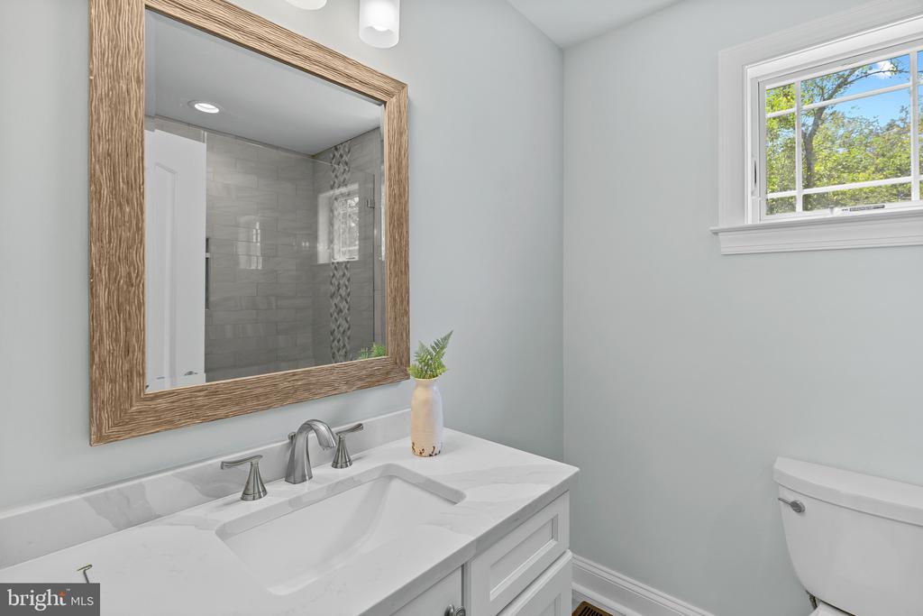 ARNOLD WATERFRONT | 971 FOREST DRIVE