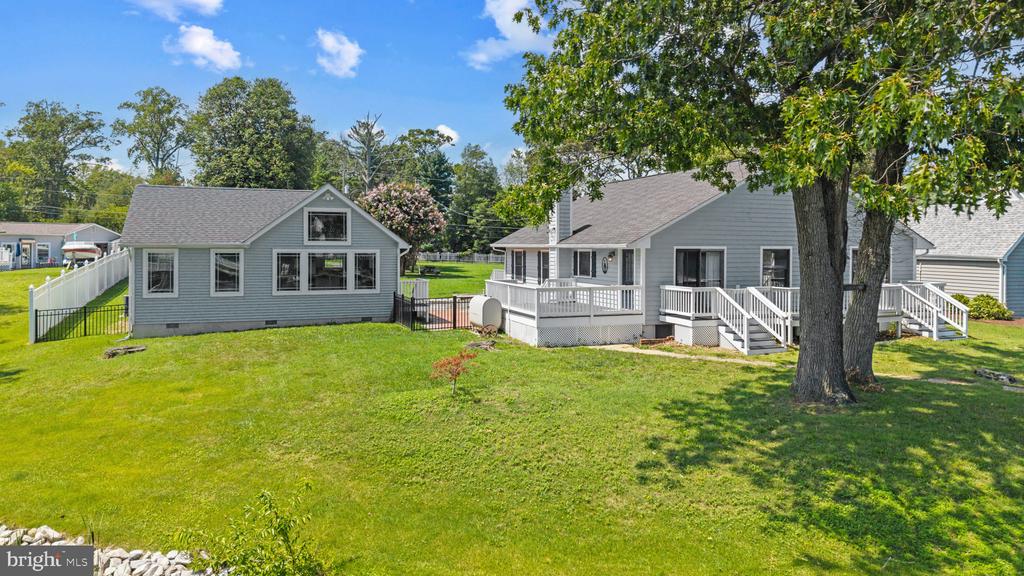 ARNOLD WATERFRONT | 971 FOREST DRIVE