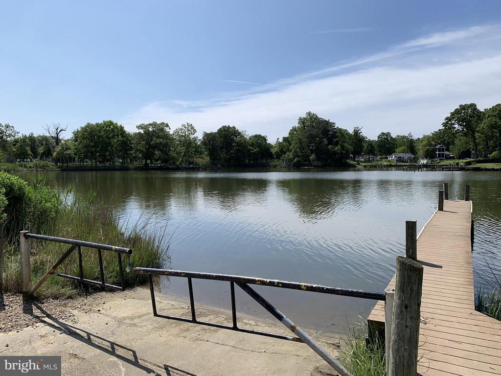 ARNOLD WATERFRONT | 971 FOREST DRIVE