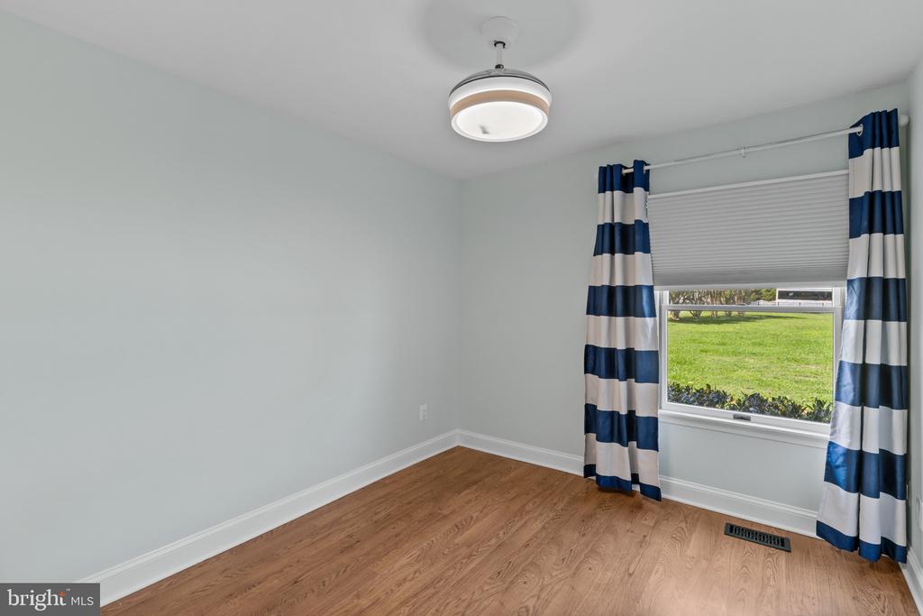 ARNOLD WATERFRONT | 971 FOREST DRIVE