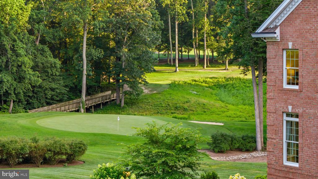 LUXURY HOME ON GOLF COURSE | 17 PERDER LANE