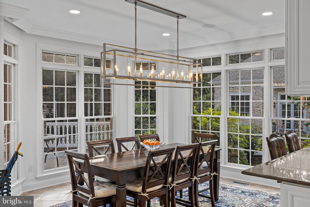 LUXURY HOME ON GOLF COURSE | 17 PERDER LANE