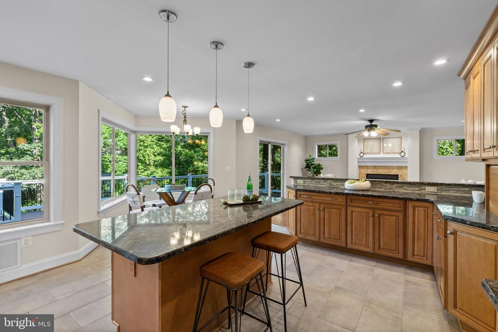 SOUTH RIVER WATERFRONT | 500 SOUTHVIEW DRIVE