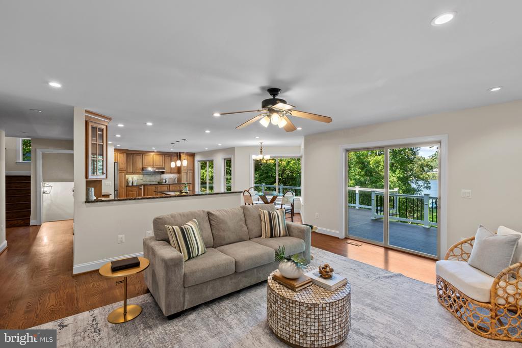 SOUTH RIVER WATERFRONT | 500 SOUTHVIEW DRIVE