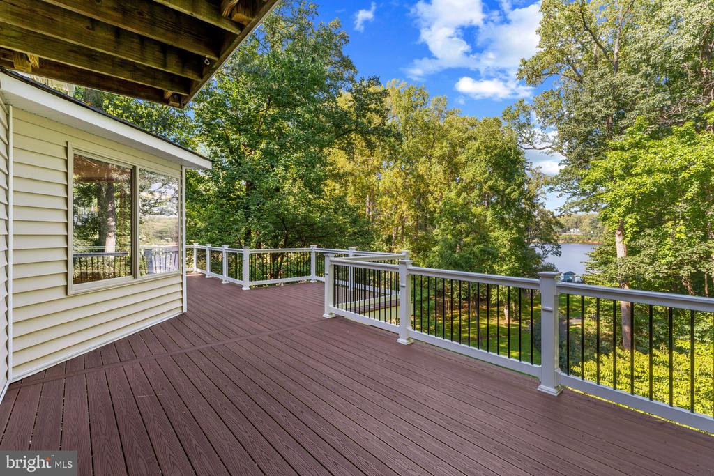 SOUTH RIVER WATERFRONT | 500 SOUTHVIEW DRIVE