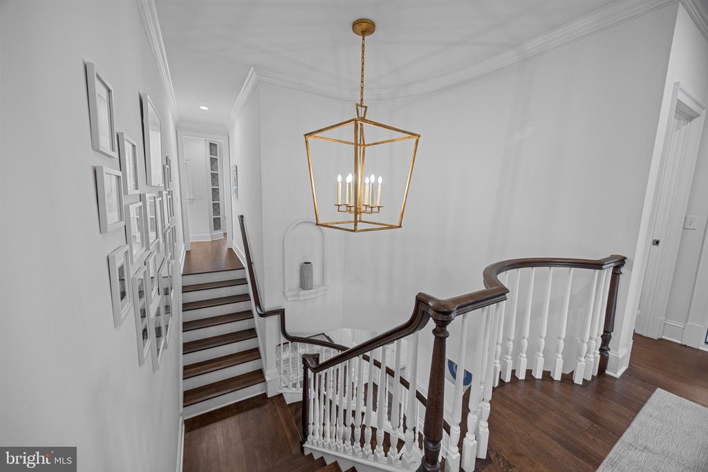 LUXURY BAY RIDGE WATERFRONT | 14 E LAKE DRIVE