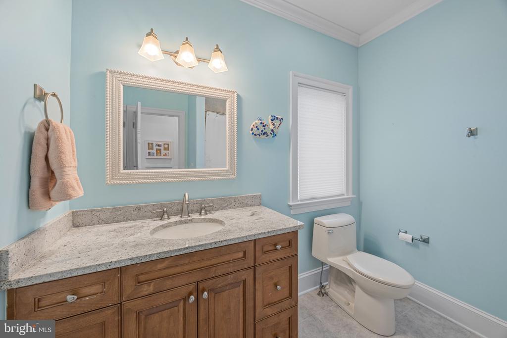LUXURY BAY RIDGE WATERFRONT | 14 E LAKE DRIVE