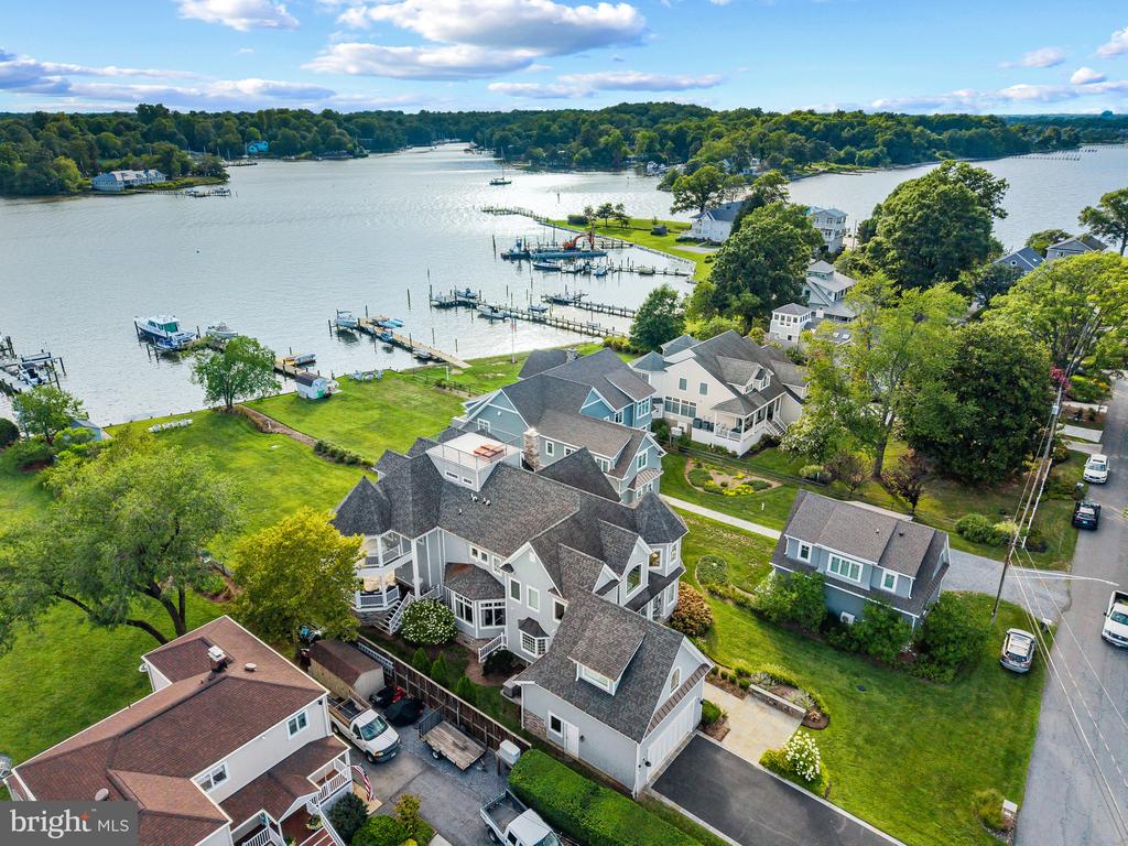 LUXURY BAY RIDGE WATERFRONT | 14 E LAKE DRIVE