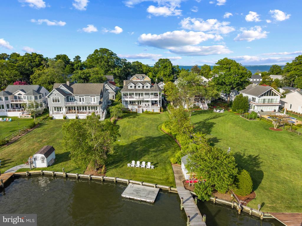 LUXURY BAY RIDGE WATERFRONT | 14 E LAKE DRIVE