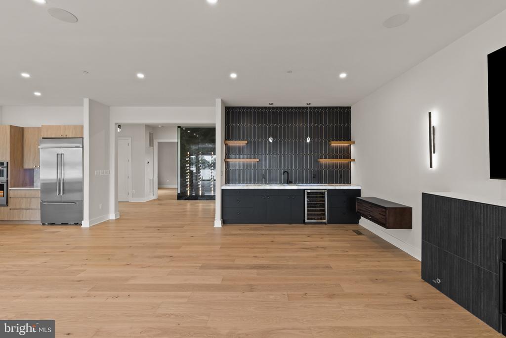 1100 MAGOTHY CIRCLE