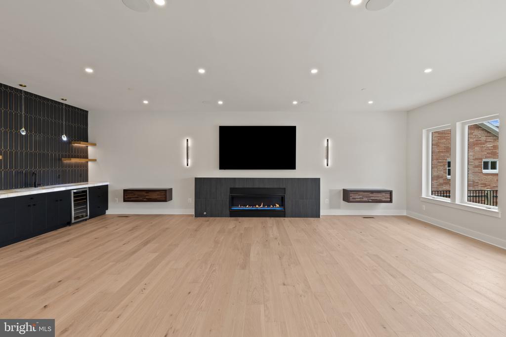 1100 MAGOTHY CIRCLE