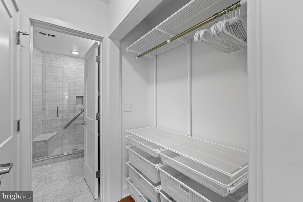 EASTPORT CONDO + BOAT SLIP | 772 FAIRVIEW AVENUE Unit: 772 E