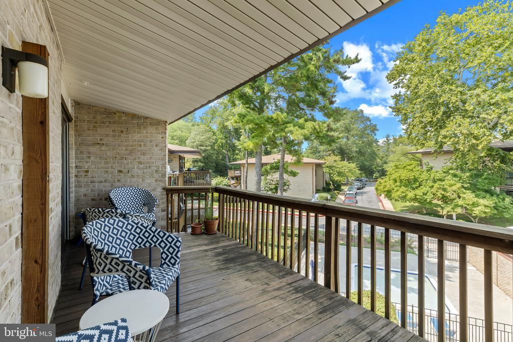 EASTPORT CONDO + BOAT SLIP | 772 FAIRVIEW AVENUE Unit: 772 E