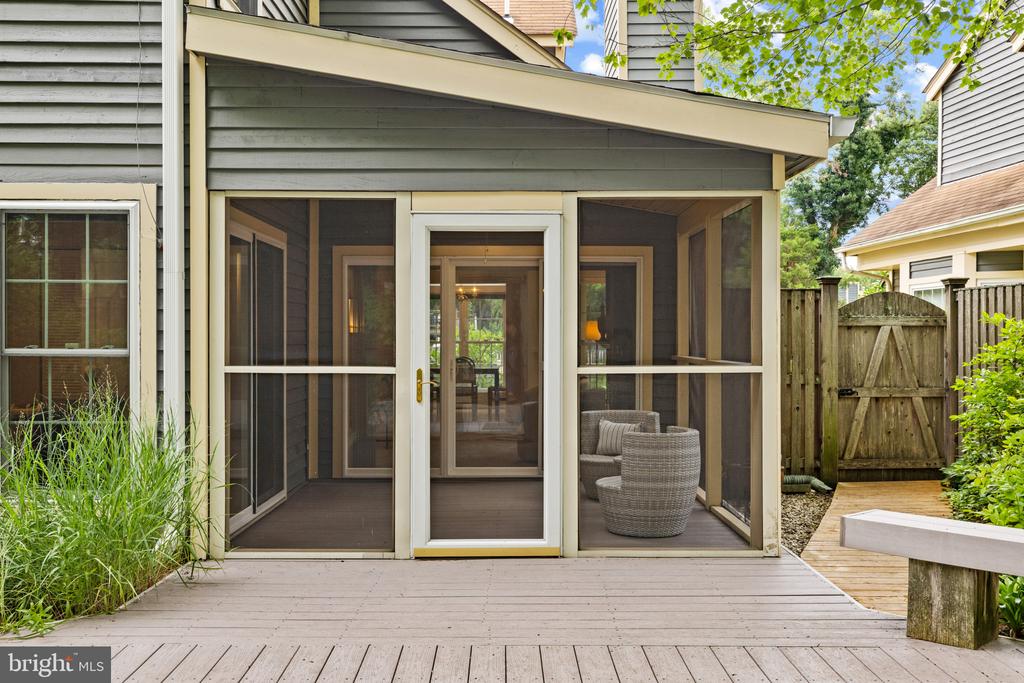 ANNAPOLIS TOWNHOUSE | 931 WINDWHISPER LANE