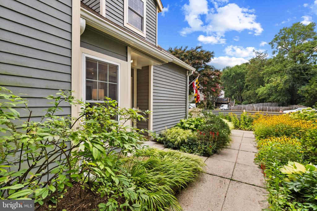 ANNAPOLIS TOWNHOUSE | 931 WINDWHISPER LANE