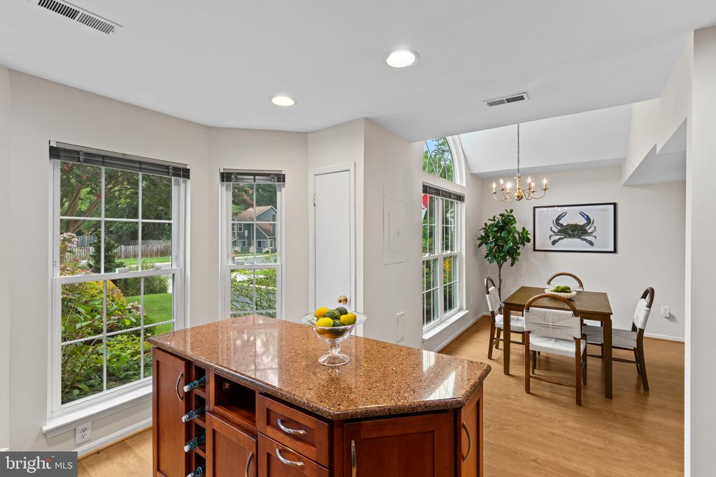 ANNAPOLIS TOWNHOUSE | 931 WINDWHISPER LANE