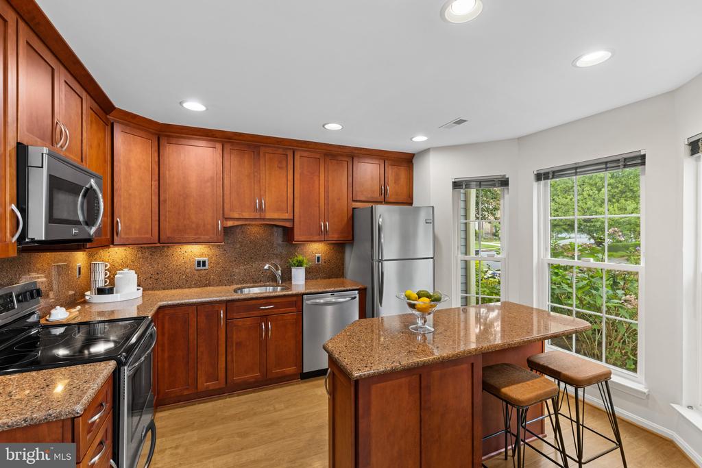 ANNAPOLIS TOWNHOUSE | 931 WINDWHISPER LANE