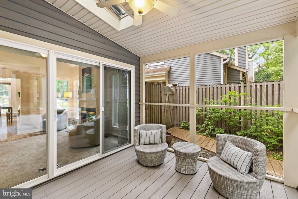 ANNAPOLIS TOWNHOUSE | 931 WINDWHISPER LANE