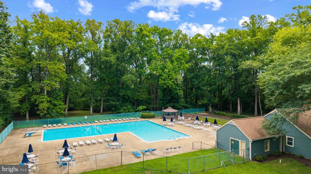 ANNAPOLIS TOWNHOUSE | 931 WINDWHISPER LANE