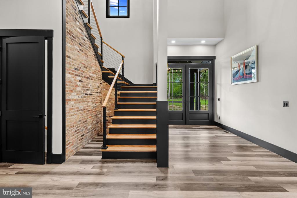 RARE BACK CREEK WATERFRONT NEW CONSTRUCTION + 26 SLIP MARINA| 7962 FRANCES LANE