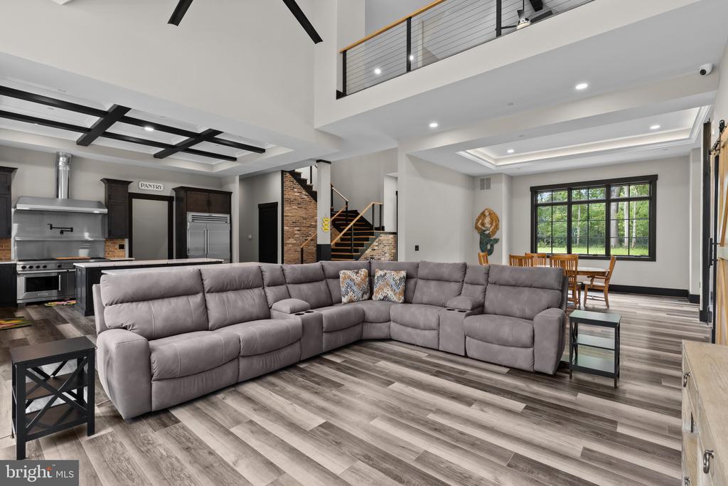 RARE BACK CREEK WATERFRONT NEW CONSTRUCTION + 26 SLIP MARINA| 7962 FRANCES LANE