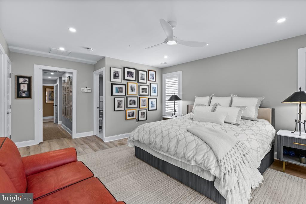 WALKABLE EASTPORT HOME | 519 6TH STREET