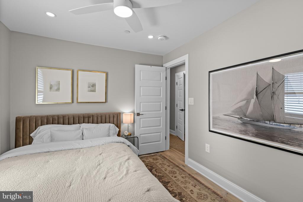 WALKABLE EASTPORT HOME | 519 6TH STREET