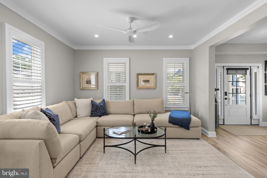 WALKABLE EASTPORT HOME | 519 6TH STREET