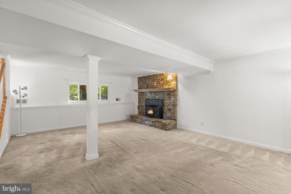 OVER AN ACRE IN DAVIDSONVILLE | 1282 LAVALL DRIVE