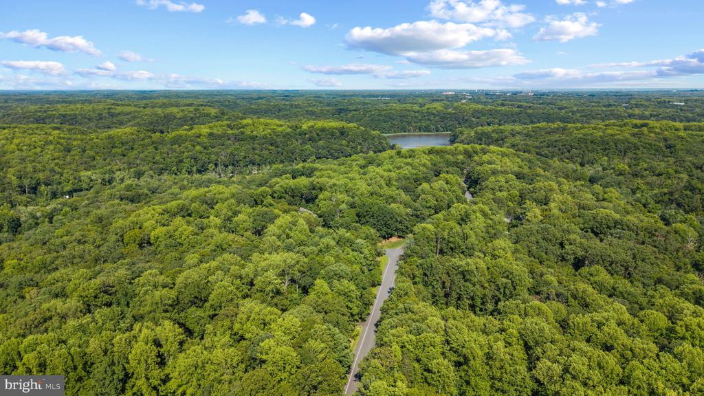 OVER AN ACRE IN DAVIDSONVILLE | 1282 LAVALL DRIVE