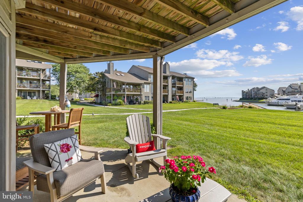 CHESAPEAKE HARBOUR WATER VIEWS | 7026 CHANNEL VILLAGE COURT Unit: T2